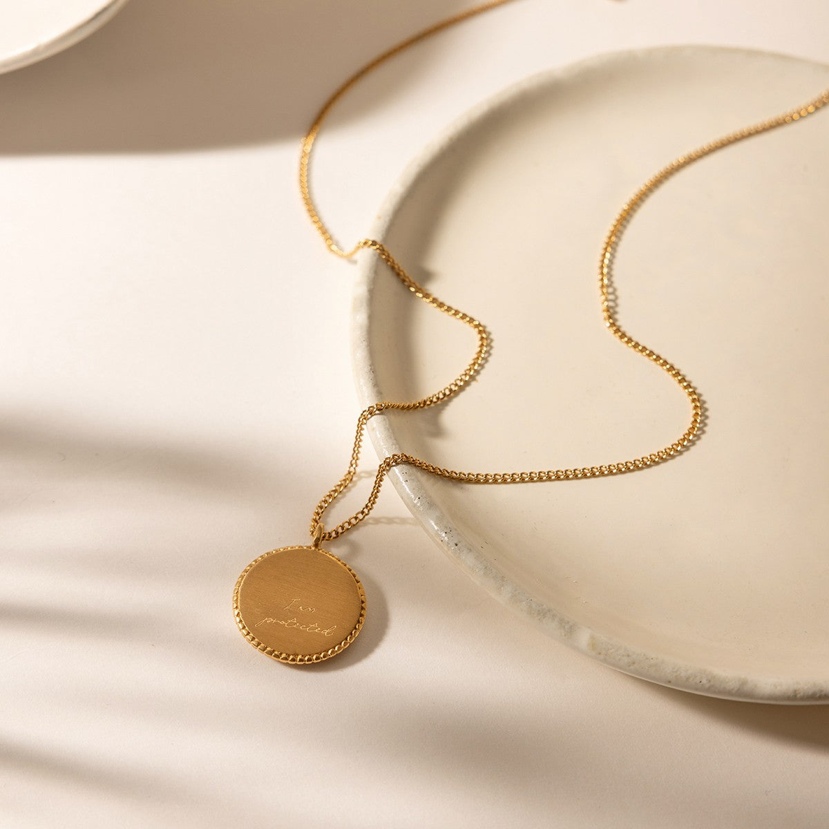 Everyday | Colar Medalha Amuleto